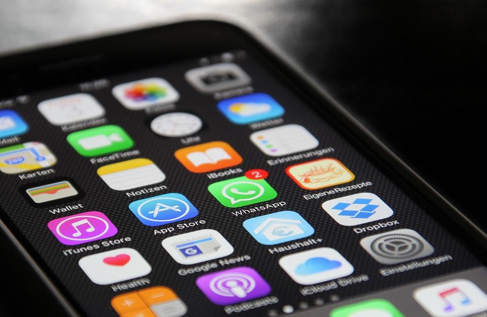 Homescreen Whatsapp Phone Ios Apps Iphone