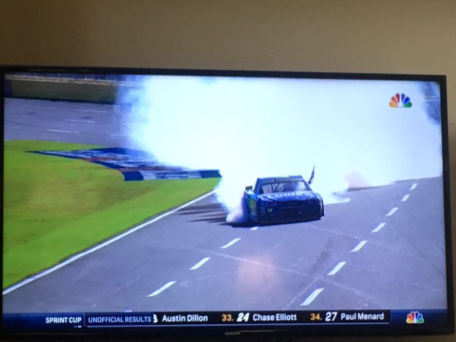 Jimmie+Johnson+burning+out+at+Charlotte
